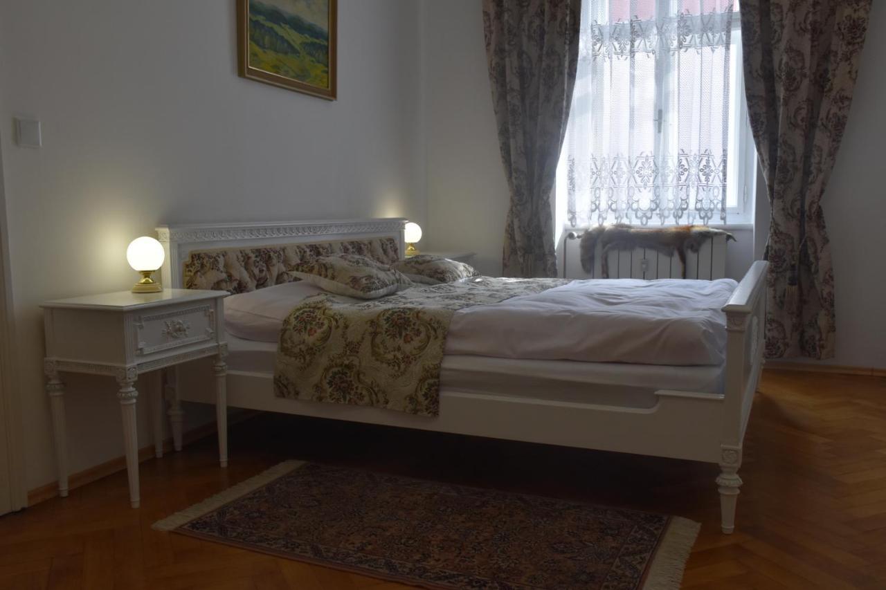 Lovecky Apartman Na Namesti Ve Frenstate Pod Radhostem Frenštát pod Radhoštěm Eksteriør bilde